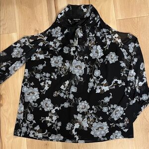 Bebe Black and White Floral Blouse